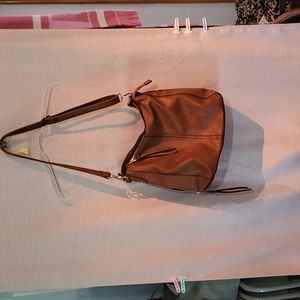 Kilamal multi pocketed bag